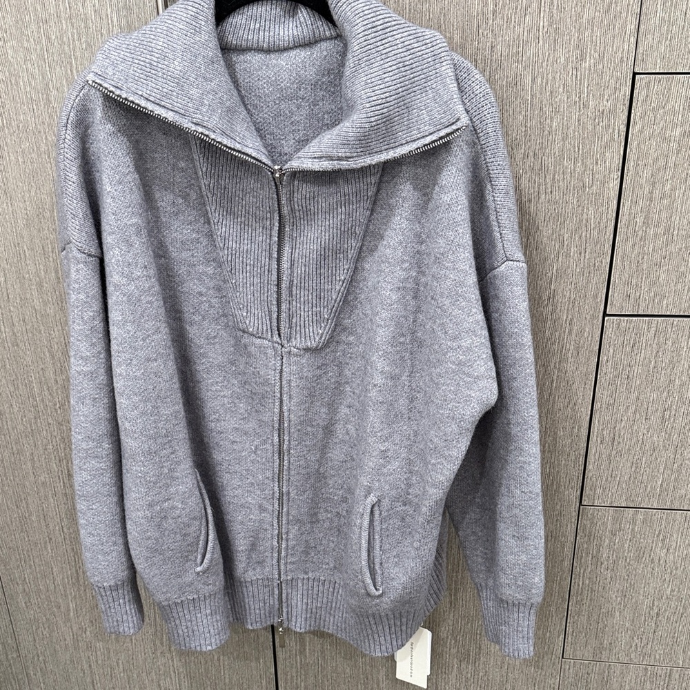 Gray woman’s jacket